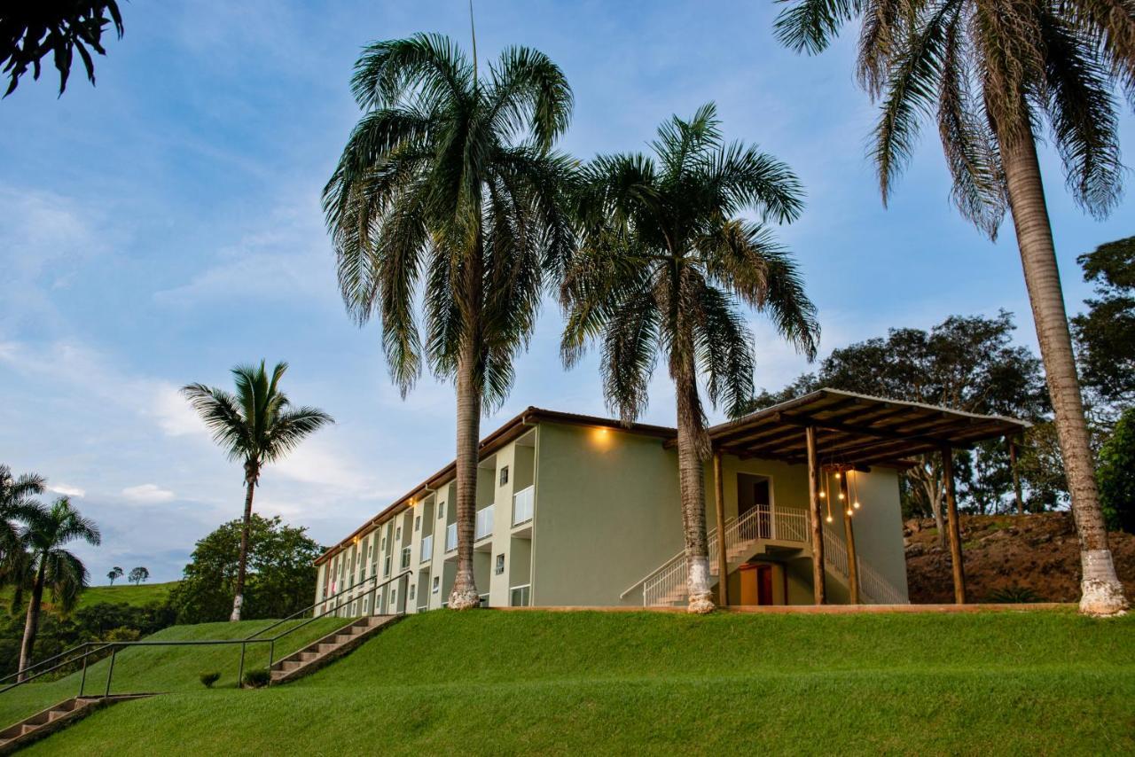 Hotel Fazenda Vale da Cachoeira Serra Negra  Esterno foto